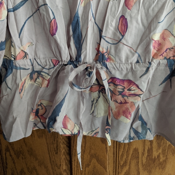 Floral blouse from Target - Picture 3 of 5